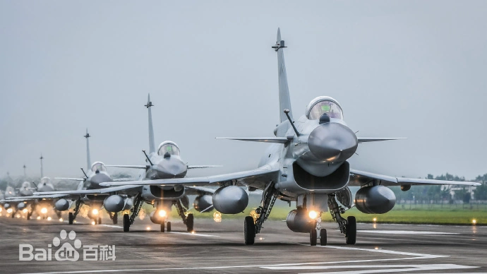 歼-10C多用途战斗机